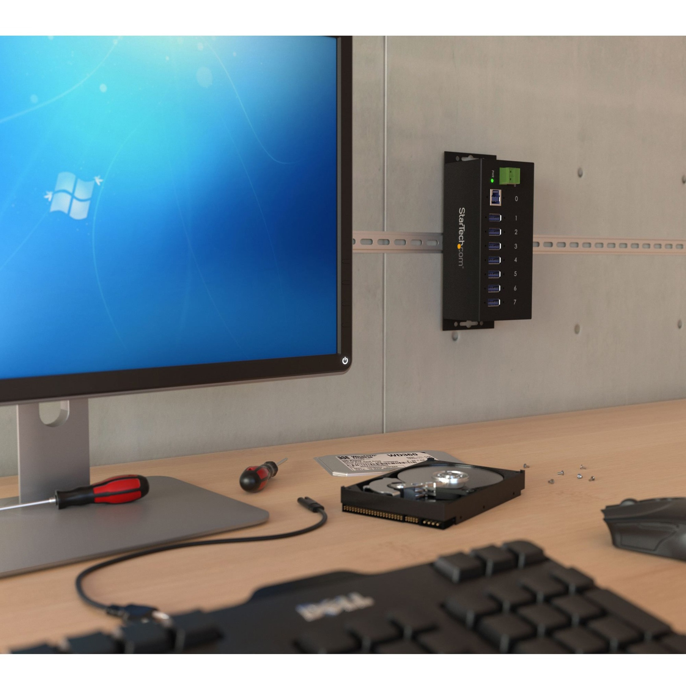 USB 3.0 7 Port Industrial Metal Hub w/15KV ESD Protection & Mounting