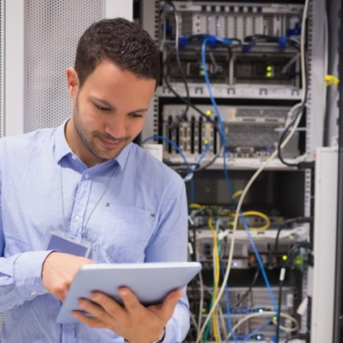 APC by Schneider Electric Service/SupportService4 IncidentMaintenanceLaborPhysical Service WNSWADCO4V1Y